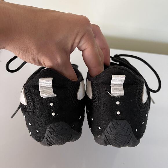 Champion Shoes Womens Size 9 Black White Running Cross Training Mesh Sneakers - Picture 6 of 11